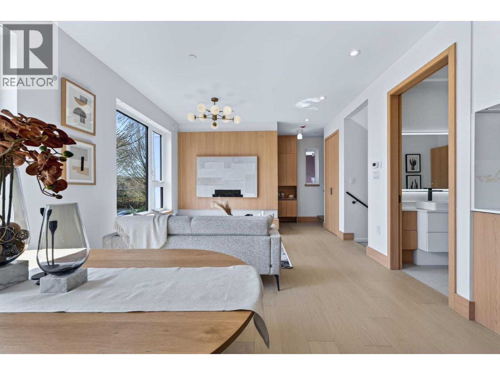 2 1495 E 58th Avenue, Vancouver, British Columbia  V5P 2B9 - Photo 5 - R3108803