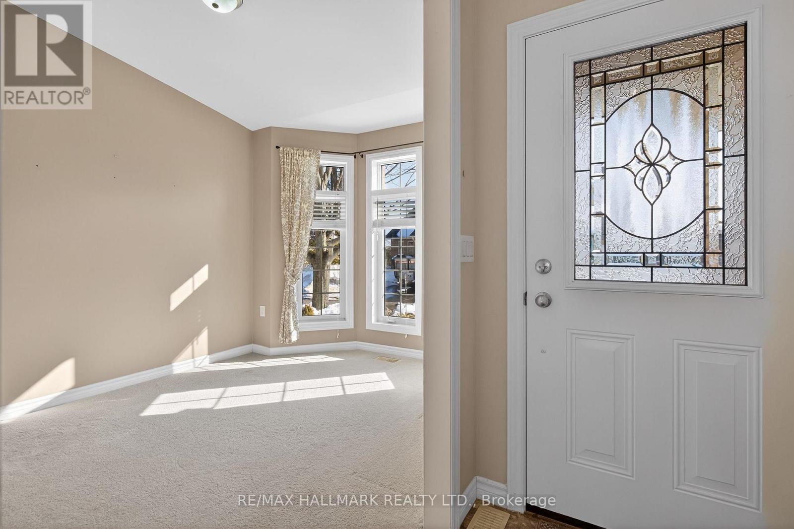 105 - 86 Village Crescent, Peterborough, Ontario  K9J 8S7 - Photo 7 - X12842296