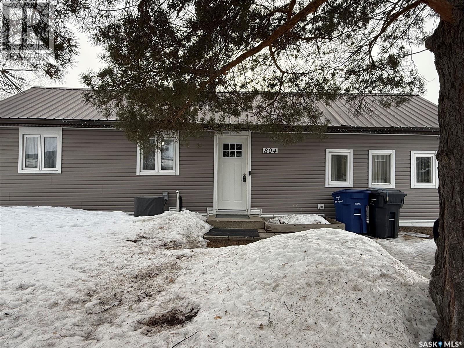 804 6th Street W, Nipawin, Saskatchewan  S0E 1E0 - Photo 24 - SK033428