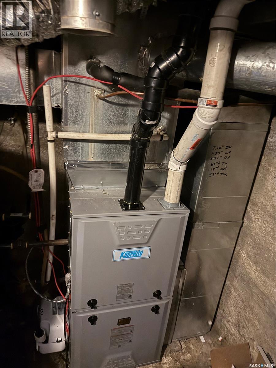 804 6th Street W, Nipawin, Saskatchewan  S0E 1E0 - Photo 28 - SK033428