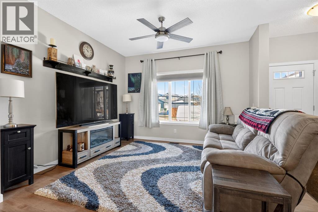 23 Belgian Link, Cochrane, Alberta  T4C 0M3 - Photo 13 - A2303290