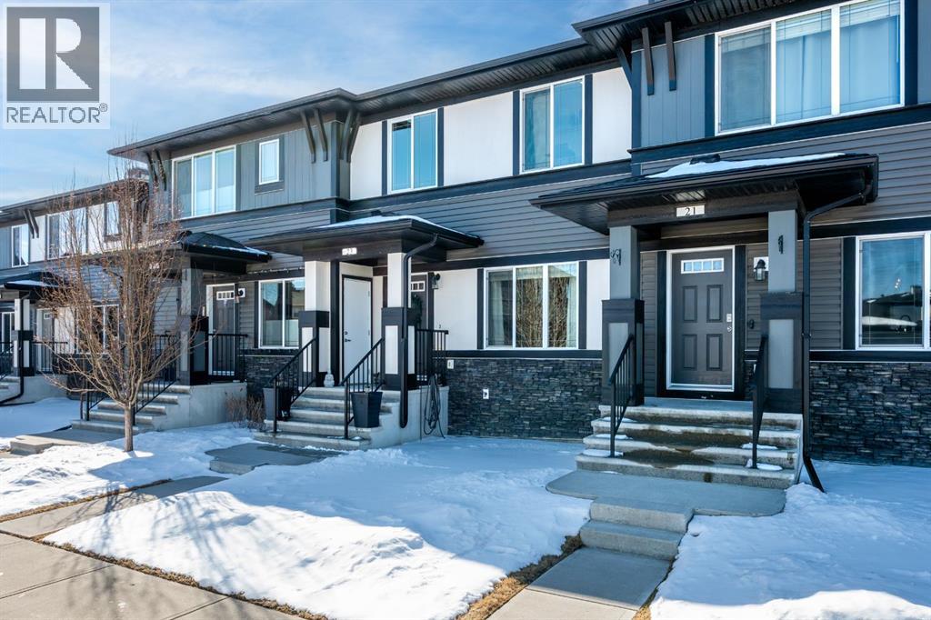 23 Belgian Link, Cochrane, Alberta  T4C 0M3 - Photo 2 - A2303290