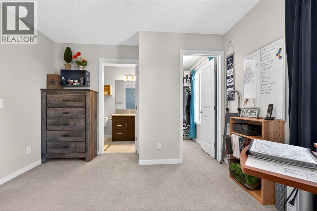 23 Belgian Link, Cochrane, Alberta  T4C 0M3 - Photo 27 - A2303290