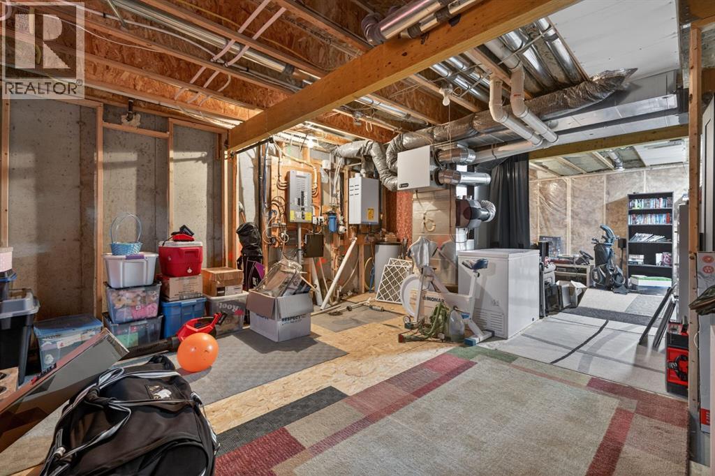 23 Belgian Link, Cochrane, Alberta  T4C 0M3 - Photo 36 - A2303290