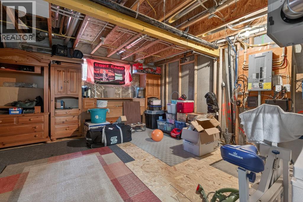 23 Belgian Link, Cochrane, Alberta  T4C 0M3 - Photo 38 - A2303290