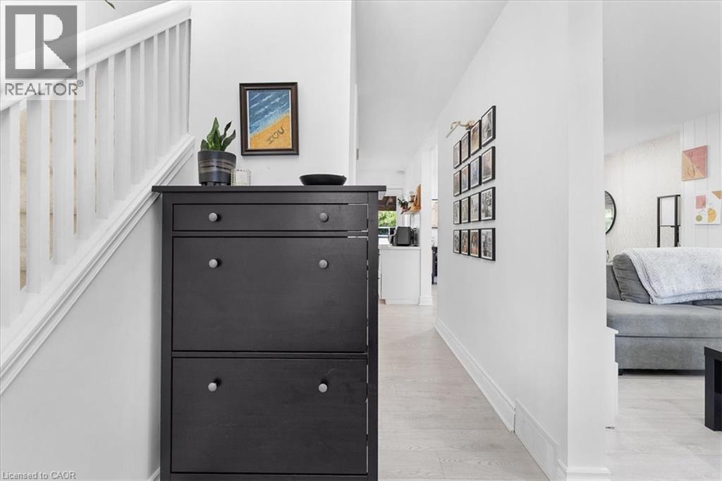 133 Frederick Avenue, Hamilton, Ontario  L8H 4L1 - Photo 5 - 40822426