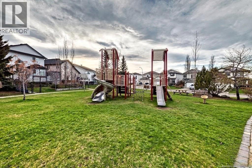 3708 Douglas Ridge Way SE, Calgary, Alberta  T2Z 3B6 - Photo 47 - A2277381