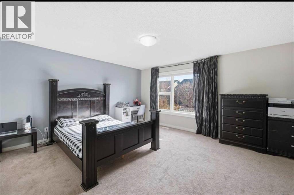 217 Coopers Grove SW, Airdrie, Alberta  T2B 0G4 - Photo 22 - A2303255