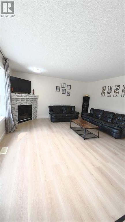 217 Coopers Grove SW, Airdrie, Alberta  T2B 0G4 - Photo 13 - A2303255