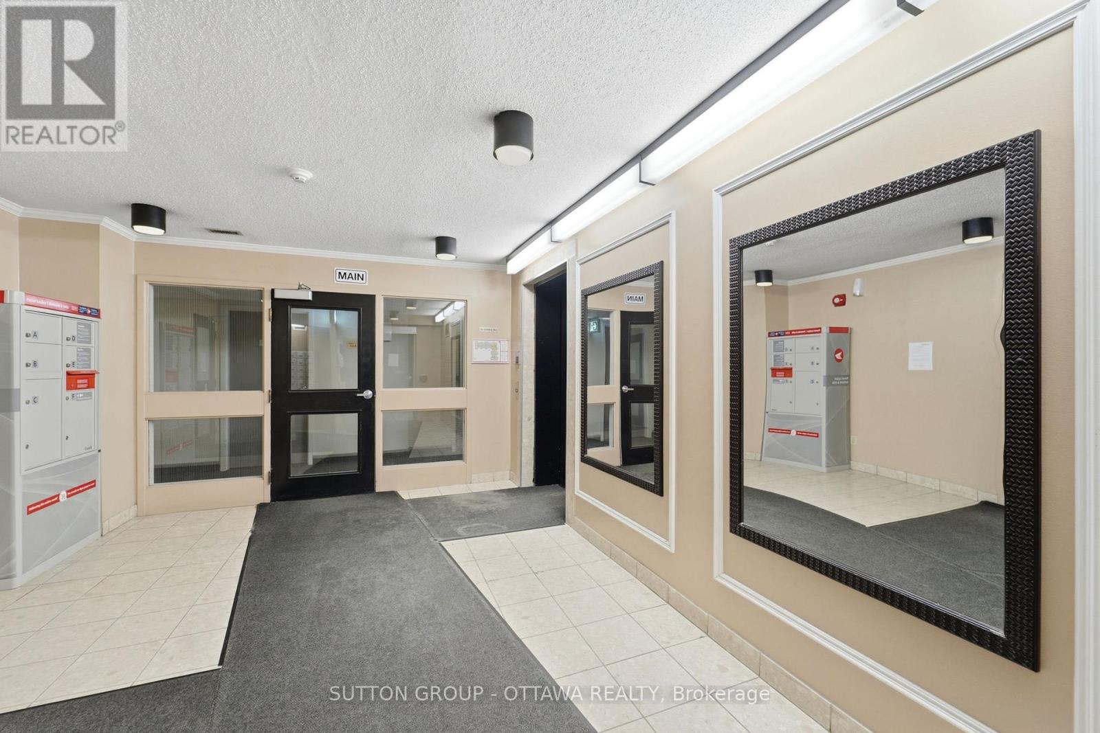 101 - 268 Lorry Greenberg Drive, Ottawa, Ontario  K1T 3K1 - Photo 3 - X13023088