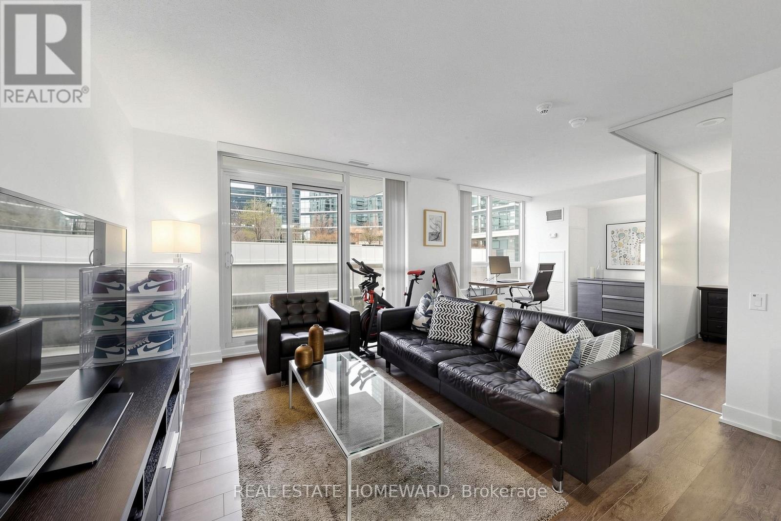 402 - 23 Sheppard Avenue E, Toronto, Ontario  M2N 0C8 - Photo 3 - C13023076