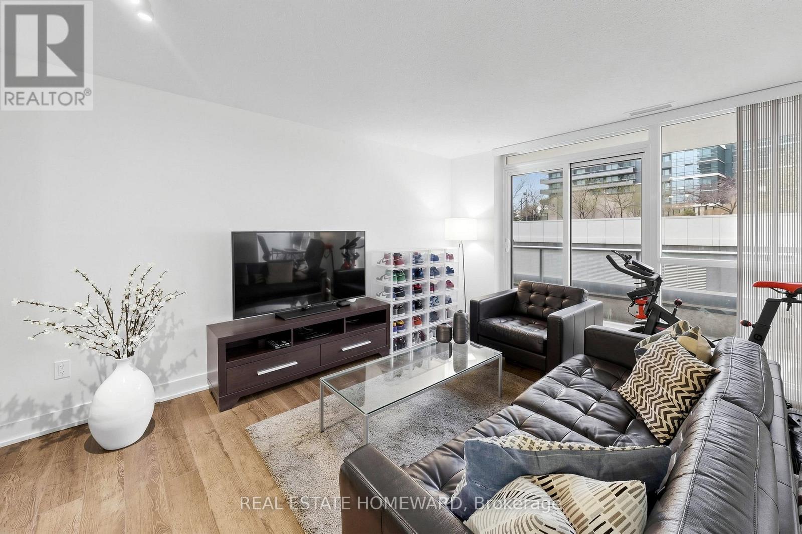 402 - 23 Sheppard Avenue E, Toronto, Ontario  M2N 0C8 - Photo 4 - C13023076