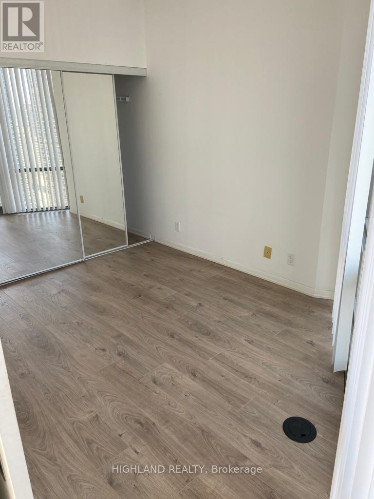 2510 - 832 Bay Street, Toronto, Ontario  M5S 1Z6 - Photo 11 - C13023110