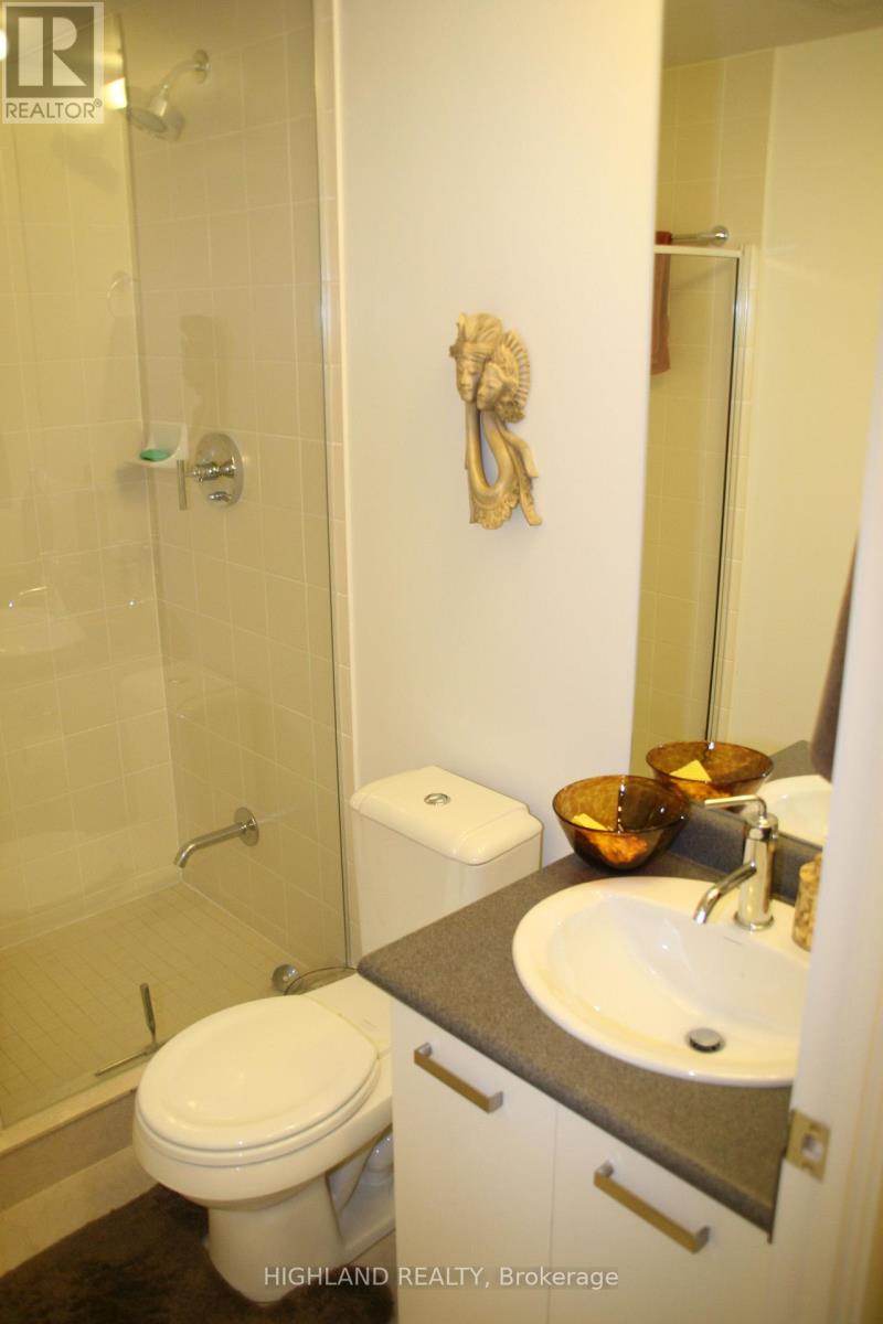 2510 - 832 Bay Street, Toronto, Ontario  M5S 1Z6 - Photo 15 - C13023110