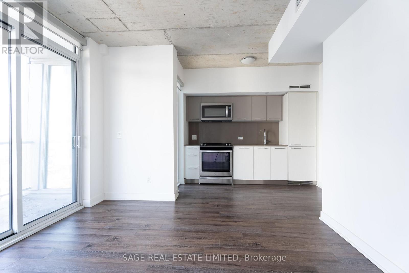 1102 - 15 Baseball Place, Toronto, Ontario  M4M 0E6 - Photo 2 - E13023102