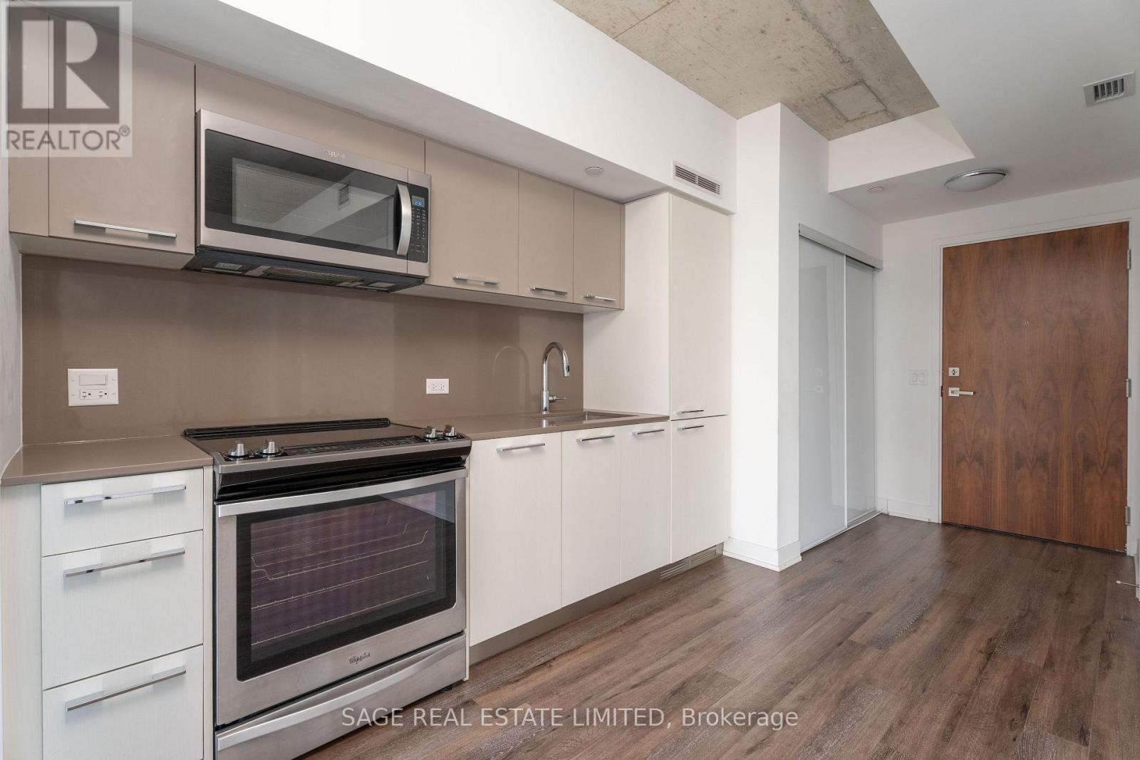 1102 - 15 Baseball Place, Toronto, Ontario  M4M 0E6 - Photo 3 - E13023102