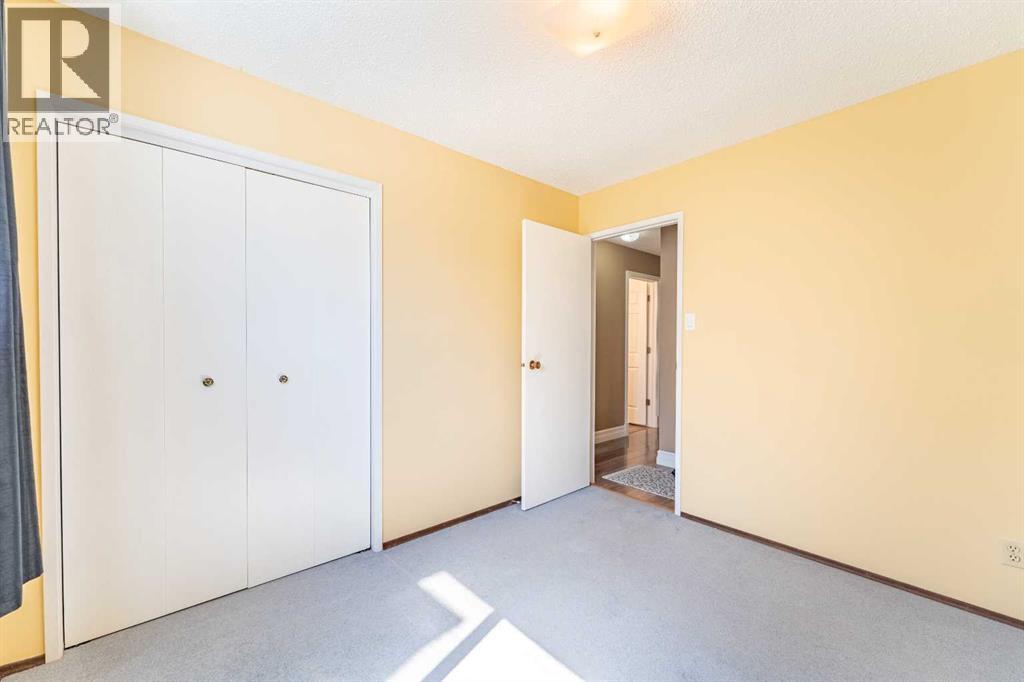 23 Mountain Place, Okotoks, Alberta  T1S 1G7 - Photo 19 - A2303186