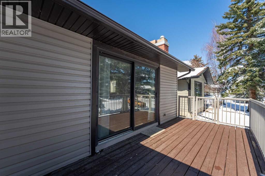 23 Mountain Place, Okotoks, Alberta  T1S 1G7 - Photo 3 - A2303186