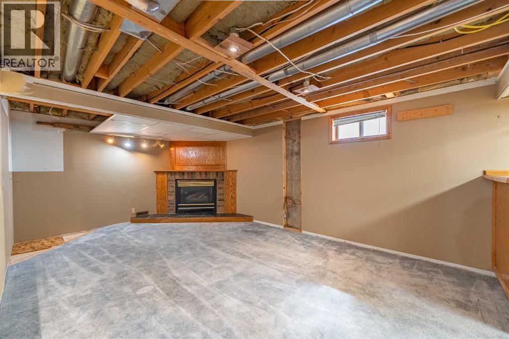 23 Mountain Place, Okotoks, Alberta  T1S 1G7 - Photo 24 - A2303186