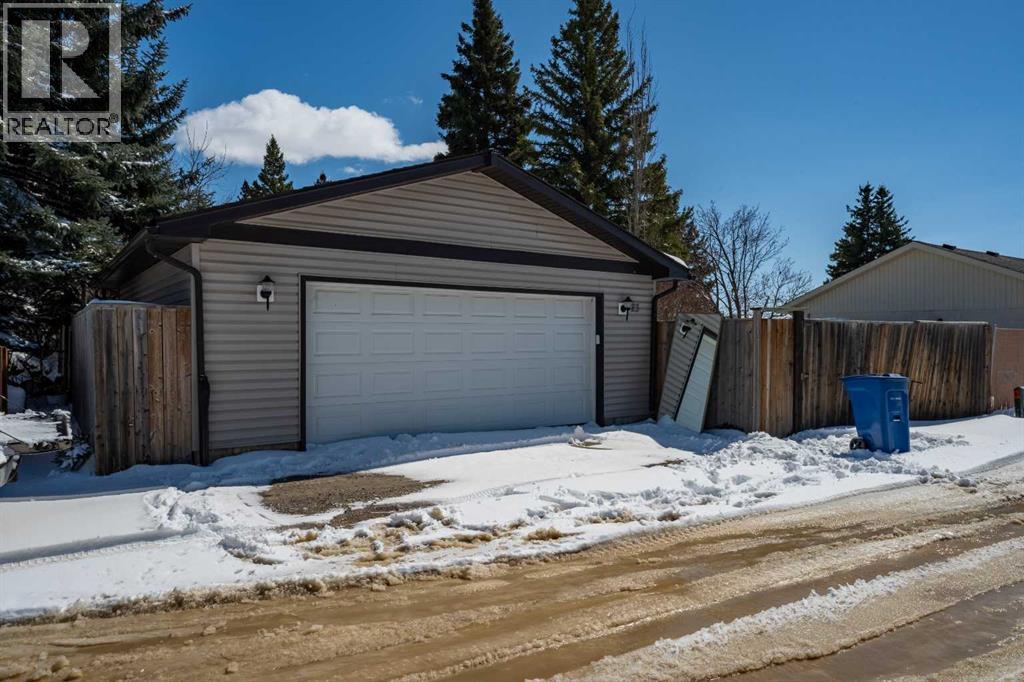 23 Mountain Place, Okotoks, Alberta  T1S 1G7 - Photo 43 - A2303186