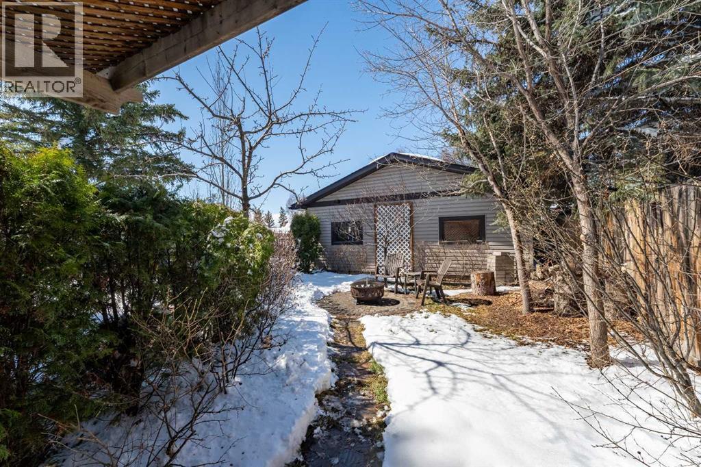 23 Mountain Place, Okotoks, Alberta  T1S 1G7 - Photo 34 - A2303186