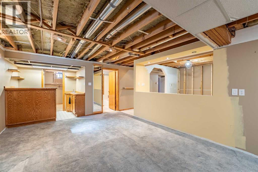 23 Mountain Place, Okotoks, Alberta  T1S 1G7 - Photo 25 - A2303186