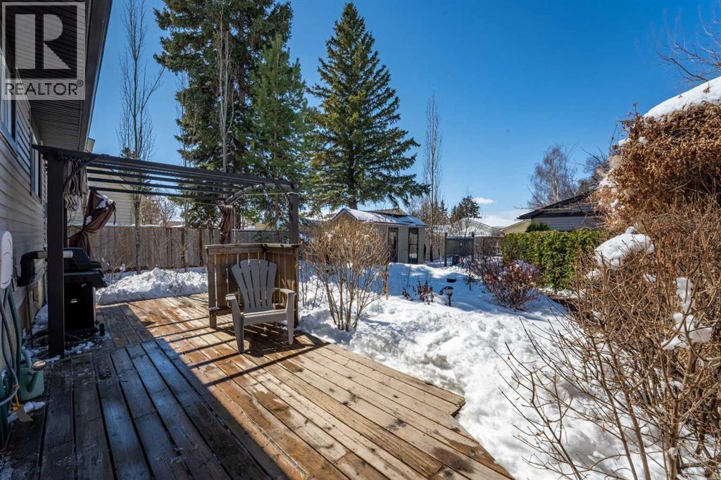 23 Mountain Place, Okotoks, Alberta  T1S 1G7 - Photo 30 - A2303186