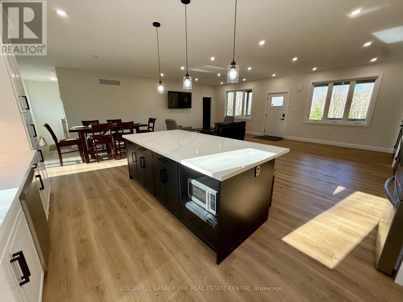 16 Millies Way, Armour, Ontario  P0A 1C0 - Photo 7 - X12821476