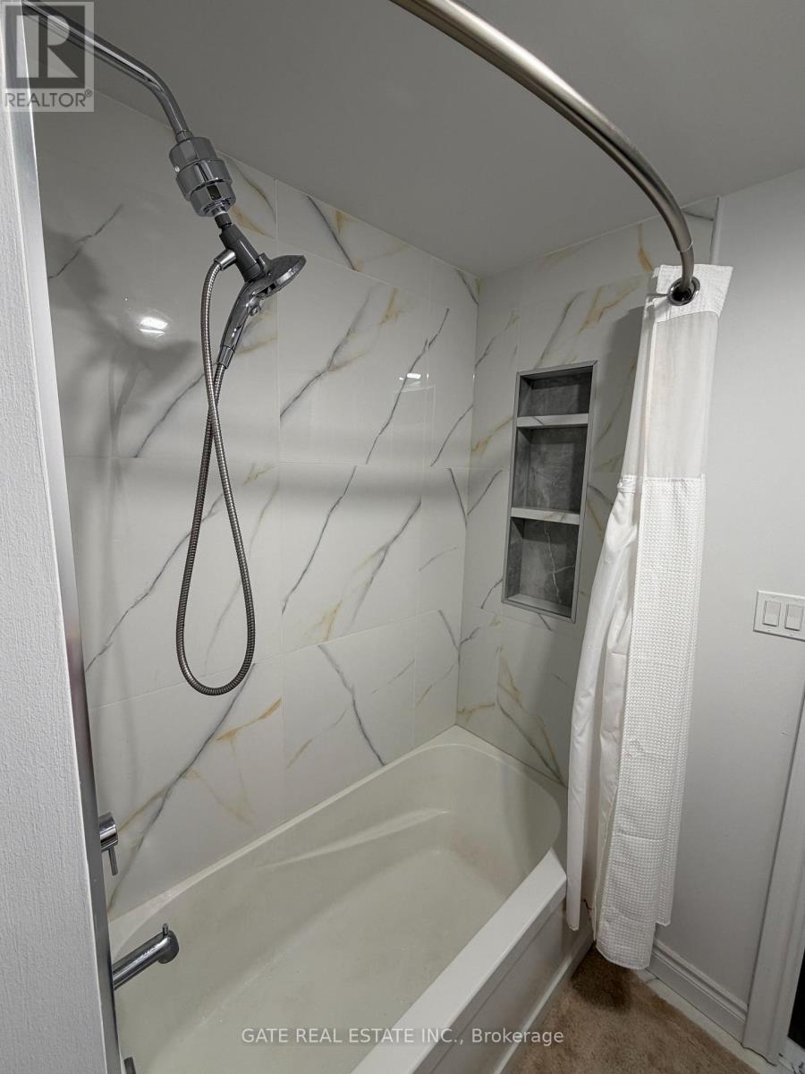 10 Thorny Brae Drive, Markham, Ontario  L3T 3G4 - Photo 34 - N13023082