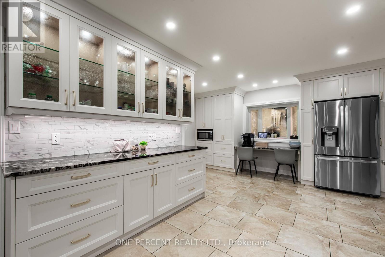 8 Cardwell Court, Adjala-Tosorontio, Ontario  L0G 1W0 - Photo 11 - N13023094