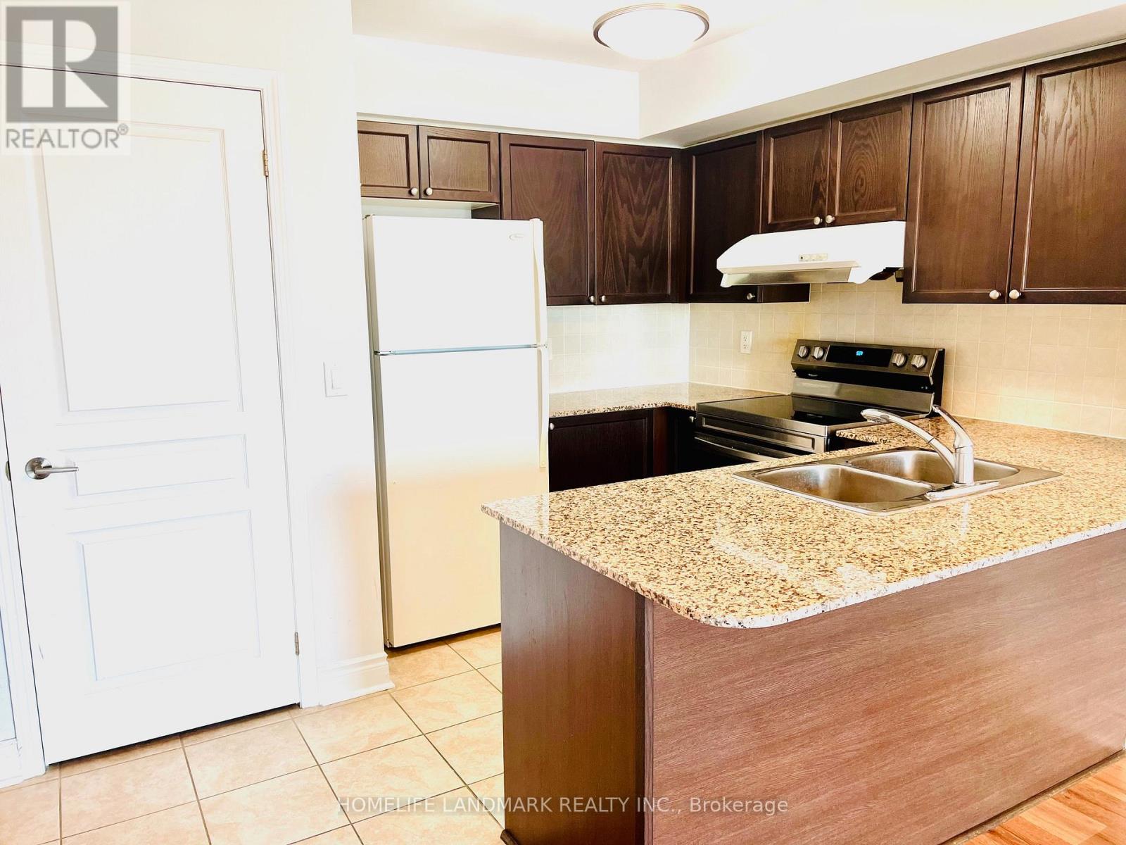 1601 - 75 South Town Centre Boulevard, Markham, Ontario  L6G 0B3 - Photo 4 - N13023096