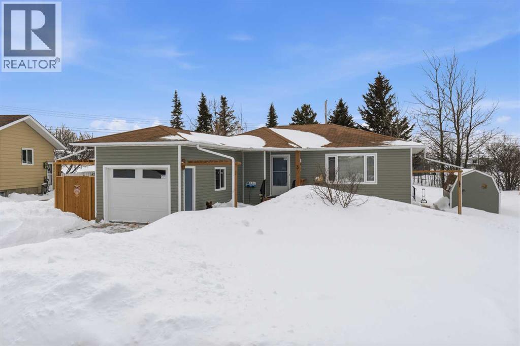 3 Isbister Avenue, Swan Hills, Alberta