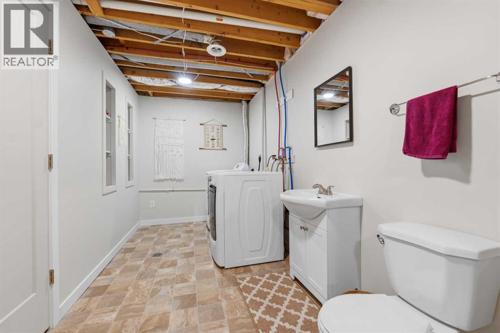 3 Isbister Avenue, Swan Hills, Alberta  T0G 2C0 - Photo 31 - A2297587