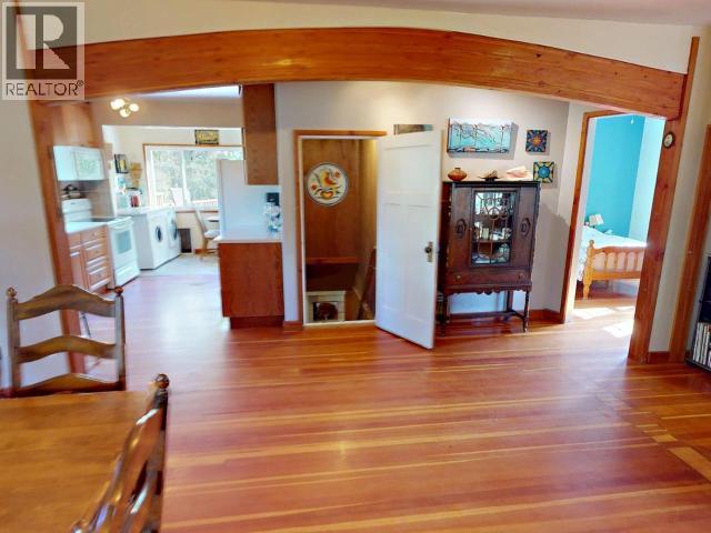 5394 Manson Ave, Powell River, British Columbia  V8A 3P4 - Photo 10 - 19805