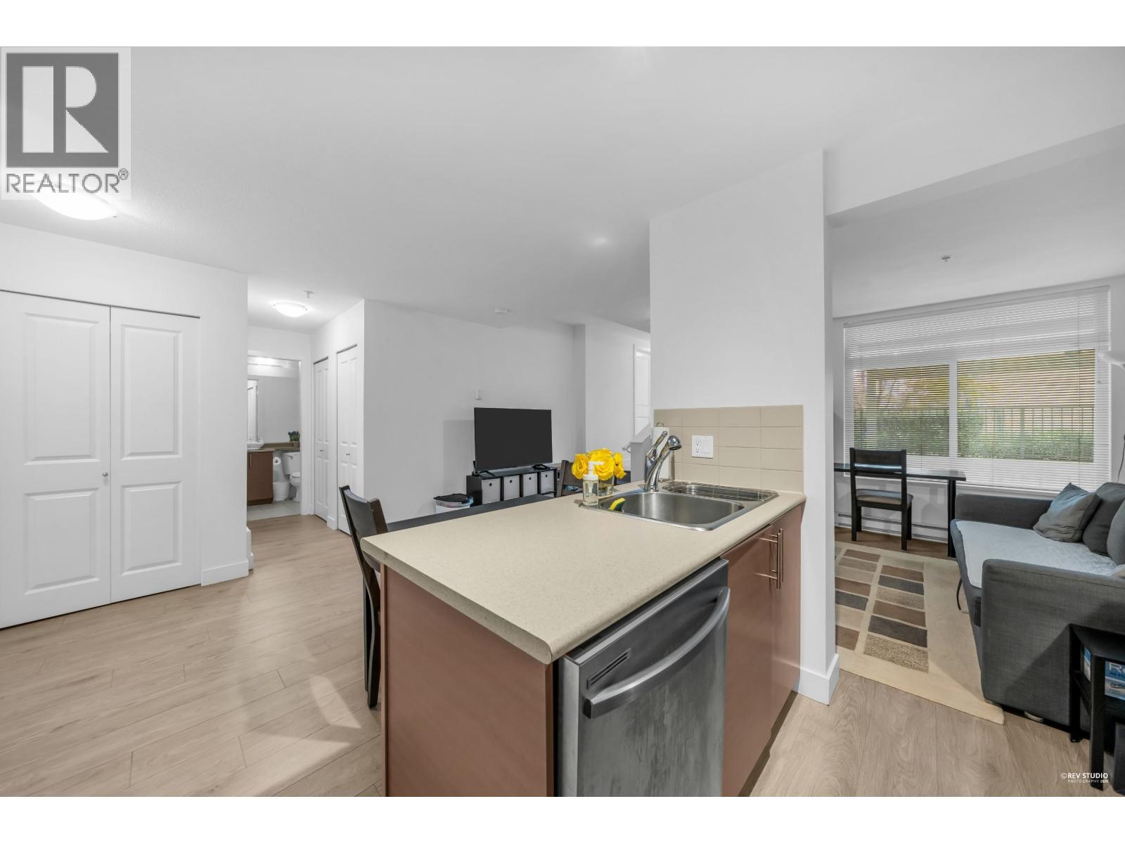 103 5692 Kings Road, Vancouver, British Columbia  V6T 1K8 - Photo 3 - R3113813