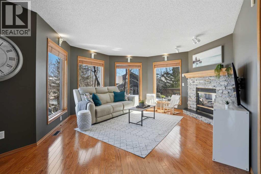 131 Edgebrook Circle NW, Calgary, Alberta  T3A 5A4 - Photo 13 - A2299171