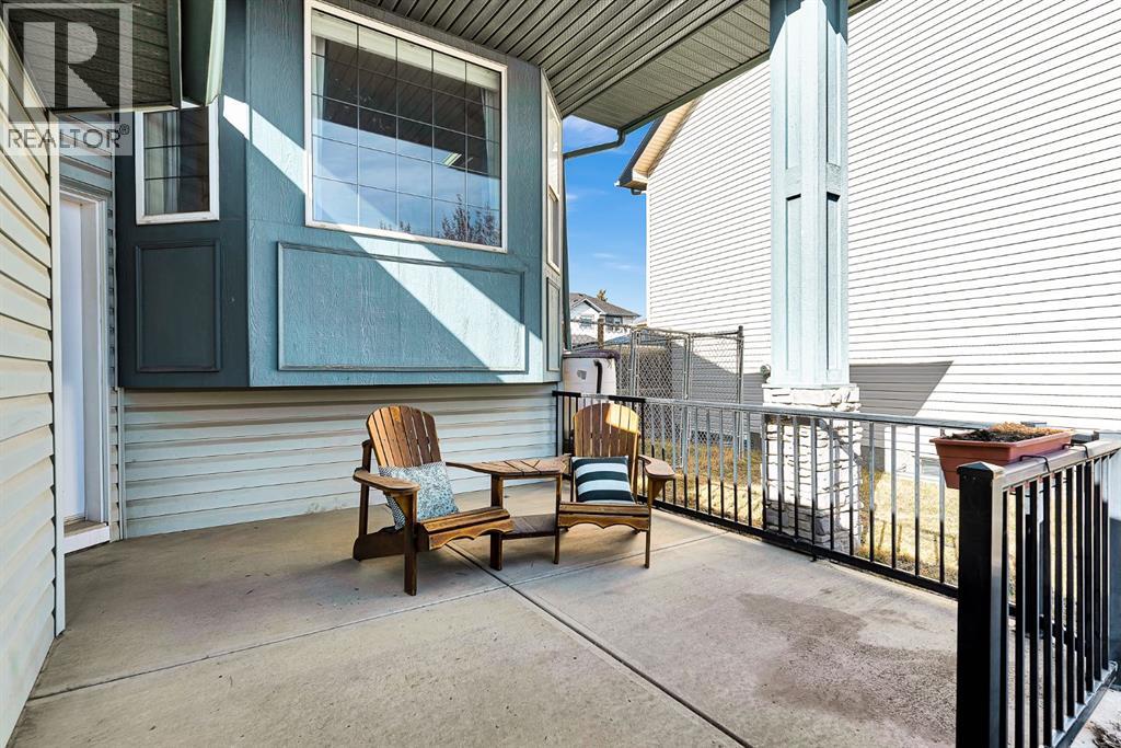 132 West Creek Drive, Chestermere, Alberta  T1X 1K6 - Photo 3 - A2301036