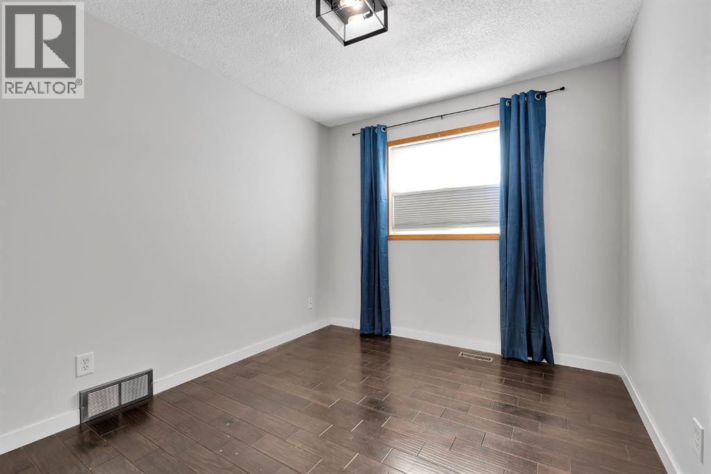 132 West Creek Drive, Chestermere, Alberta  T1X 1K6 - Photo 21 - A2301036