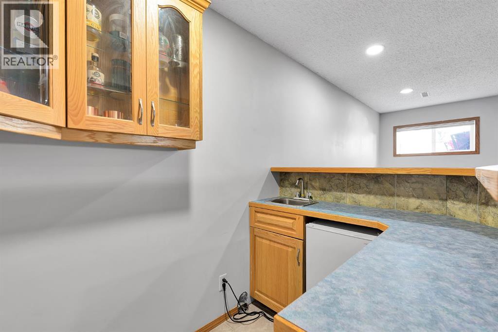 132 West Creek Drive, Chestermere, Alberta  T1X 1K6 - Photo 35 - A2301036