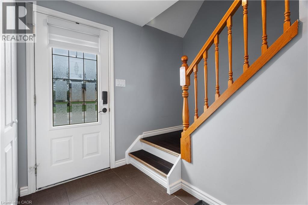 769 Scottsdale Drive, Guelph, Ontario  N1G 3N7 - Photo 6 - 40822679