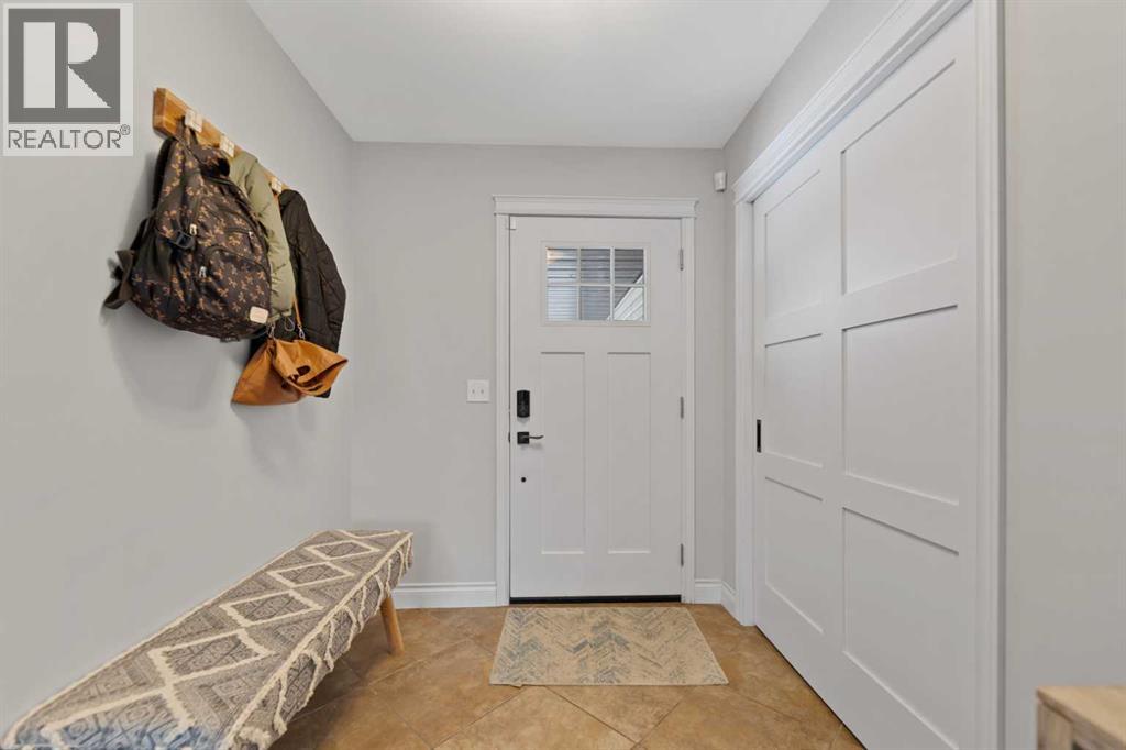 436 Ranchridge Bay Nw, Calgary, Alberta  T3G 1V6 - Photo 7 - A2301281