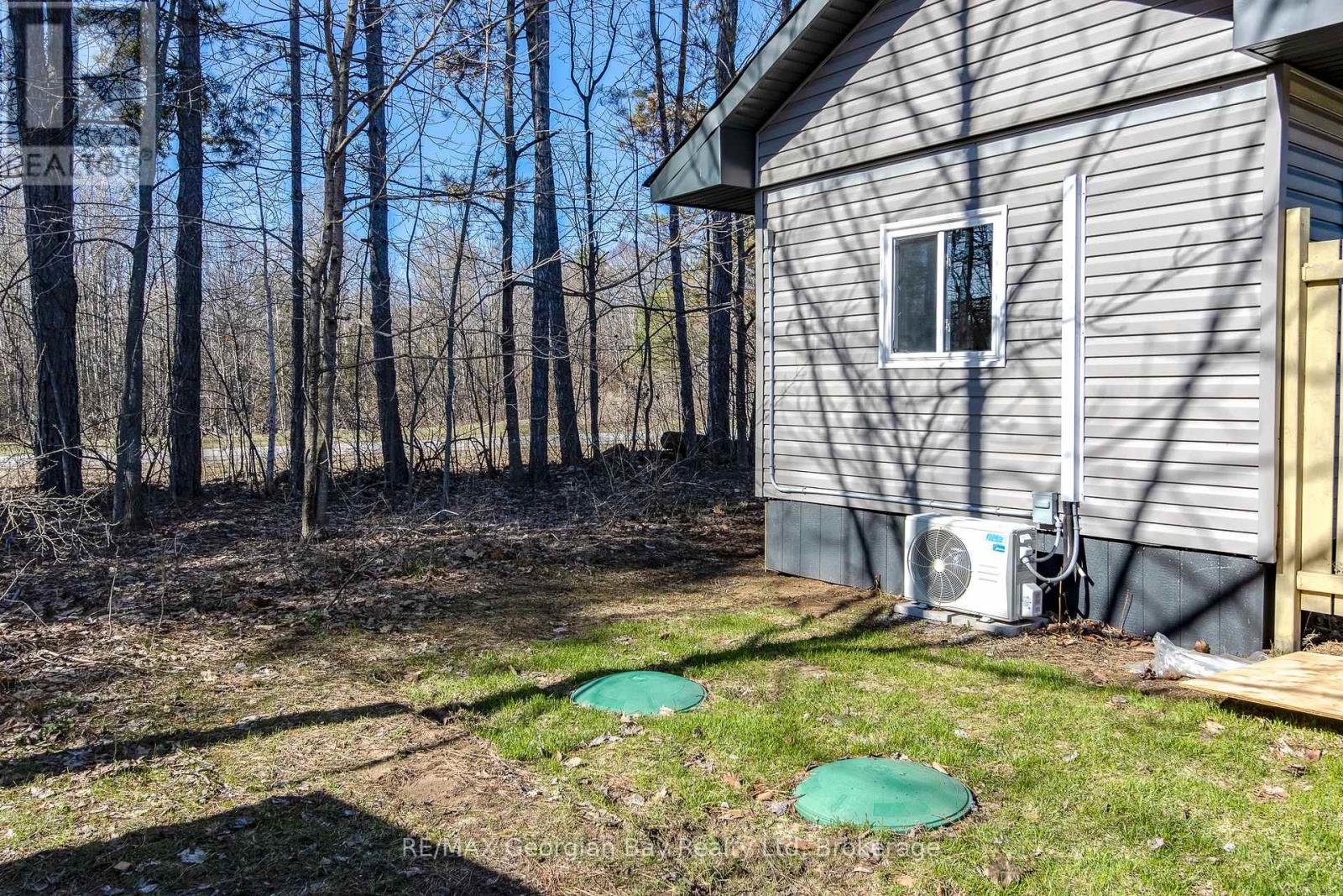 #1 - 5263 Elliott Side Road, Tay, Ontario  L4R 4K3 - Photo 4 - S12898494