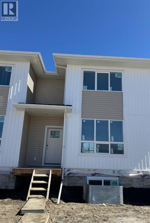 44 Lavelle Close, Red Deer, Alberta  T4S 0S5 - Photo 1 - A2303722