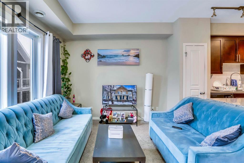 713 Auburn Bay Square SE, Calgary, Alberta  T3M 0Y7 - Photo 4 - A2286622