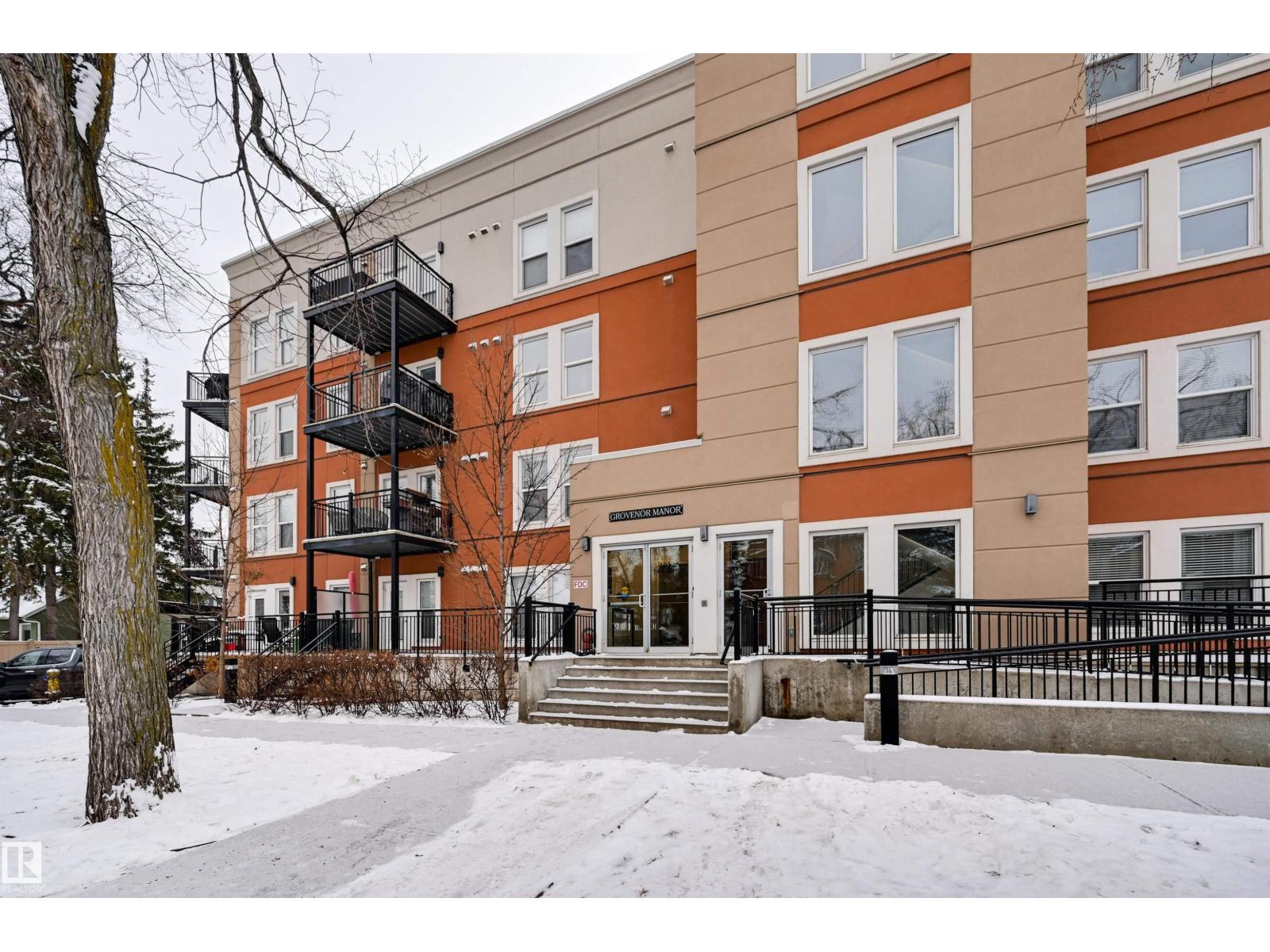 #405 10126 144 St NW, Edmonton, Alberta  T5N 2T7 - Photo 3 - E4475626