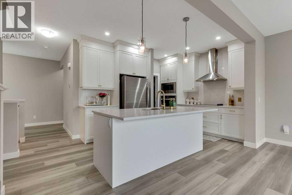 216 Creekstone Row Sw, Calgary, Alberta  T2X 4Y5 - Photo 3 - A2300294