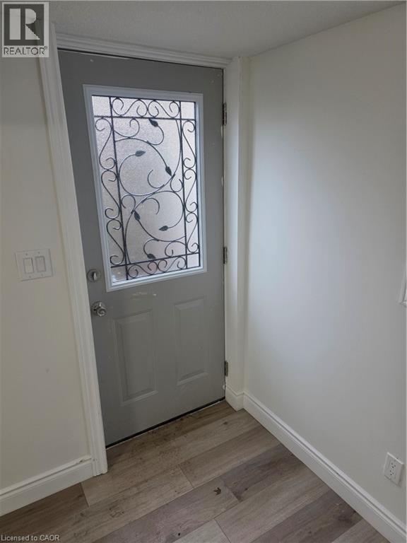 22 Montrose Avenue, Kitchener, Ontario  N2M 1Y2 - Photo 3 - 40822673