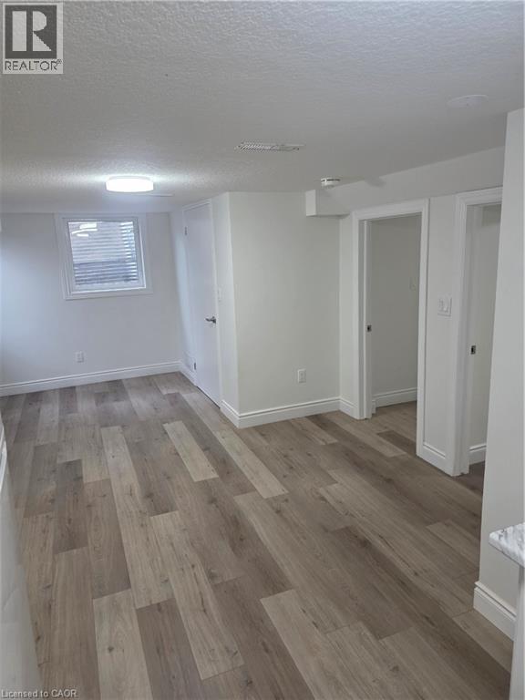 22 Montrose Avenue, Kitchener, Ontario  N2M 1Y2 - Photo 9 - 40822673