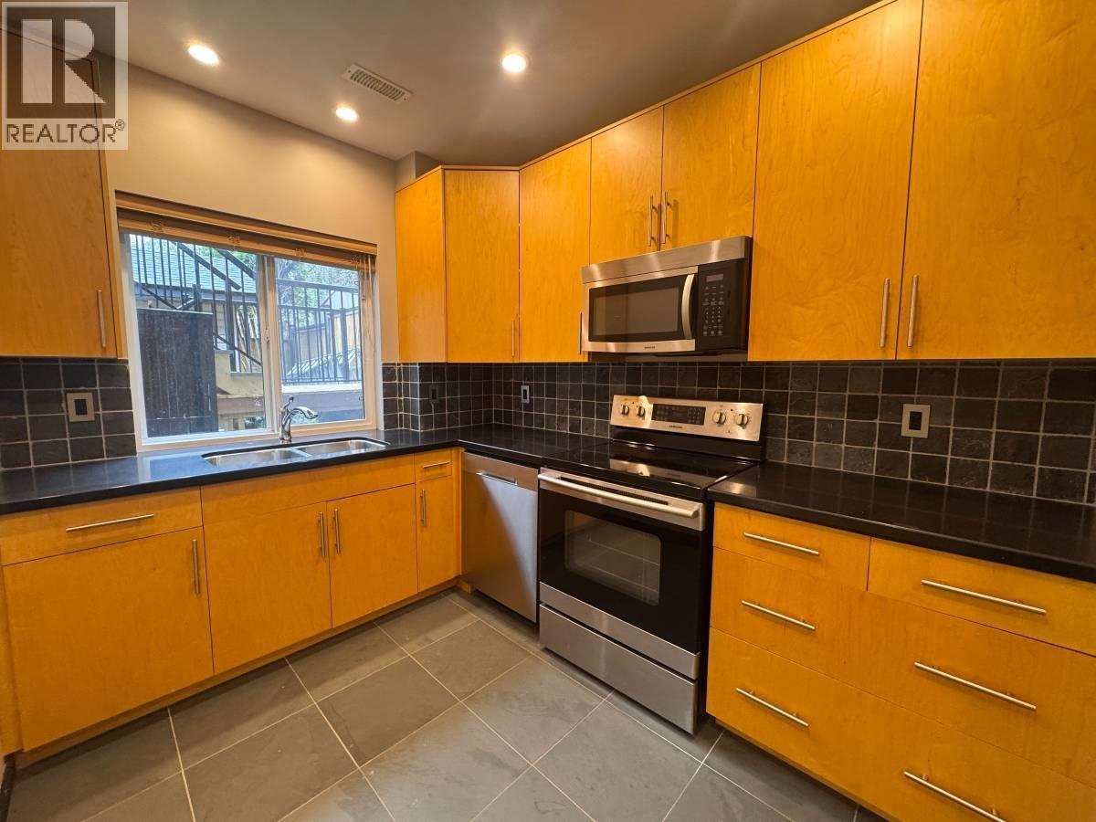 Suite 22831 Foreman Dr, Maple Ridge, British Columbia  V4R 2X3 - Photo 2 - R3113873