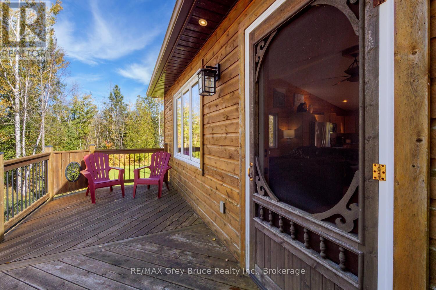 104 Maple Drive, Northern Bruce Peninsula, Ontario  N0H 1Z0 - Photo 12 - X13023126